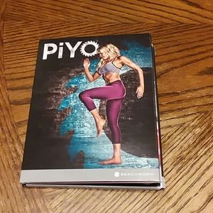 Complete set of Piyo